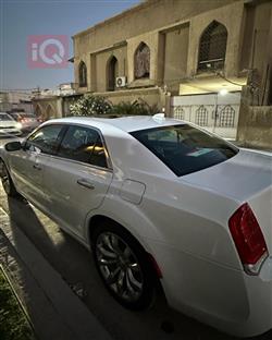 كرايسلر 300